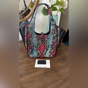 Brahmin large Carla Komodo sunriver Melbourne genuine leather. Pristine